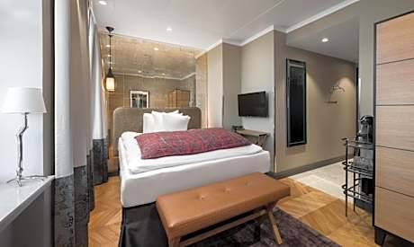 Solo Single Room