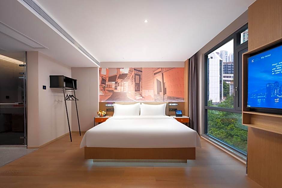 From K Huan Kai Hotel Tiyuxi Metro Station