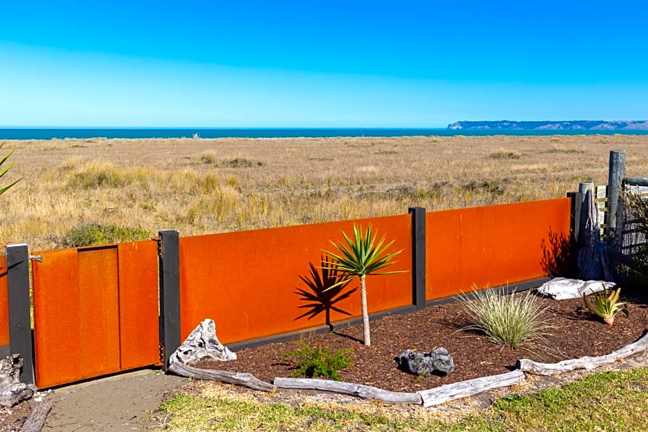 Ocean View Beachfront Apartment