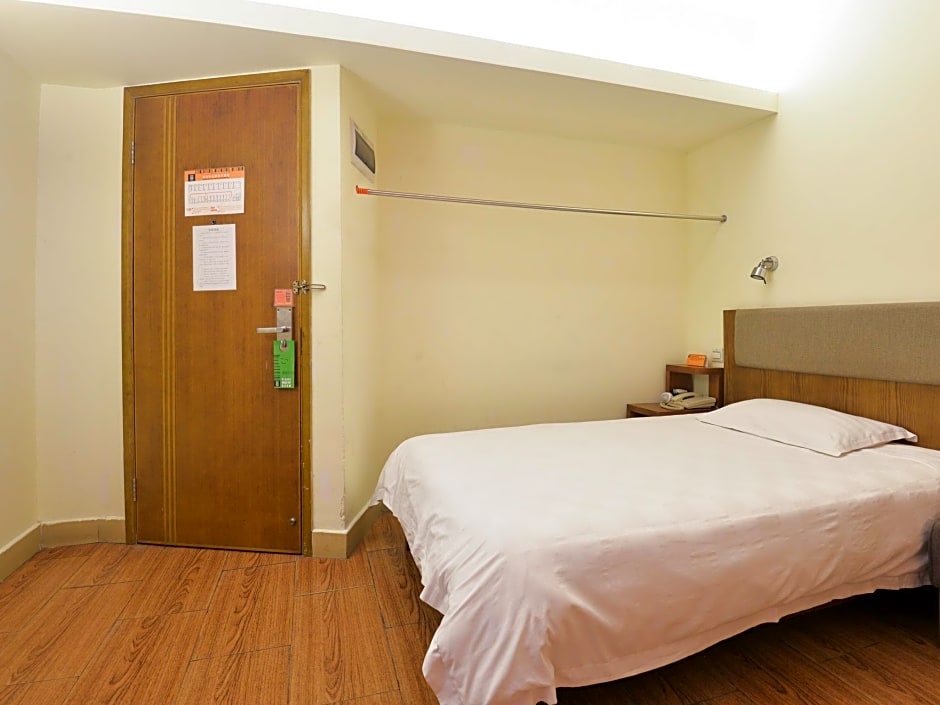 Liwan Lake Garden Inn