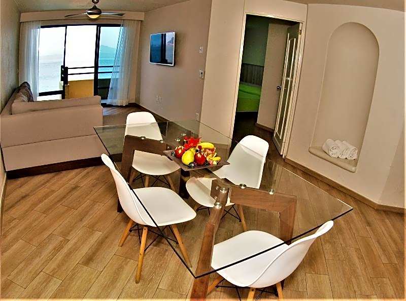 Hotel Marina Puerto Dorado - Todo Incluido