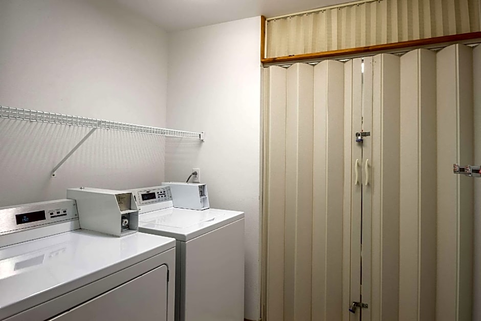 Quality Inn Mineral Point