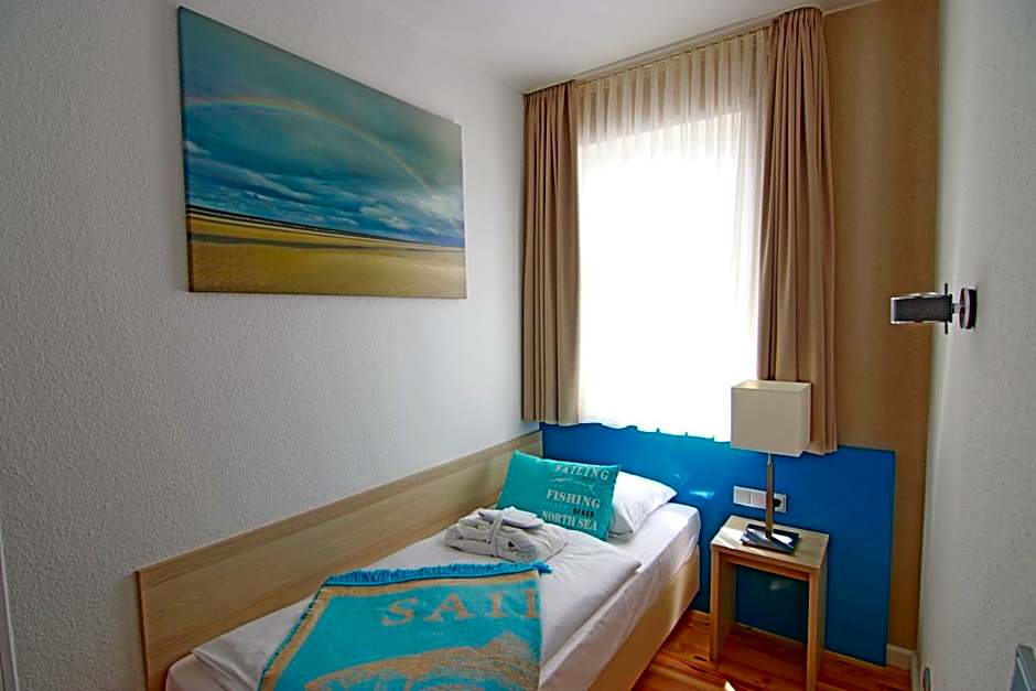 Hotel Villa WellenRausch by UniqStay