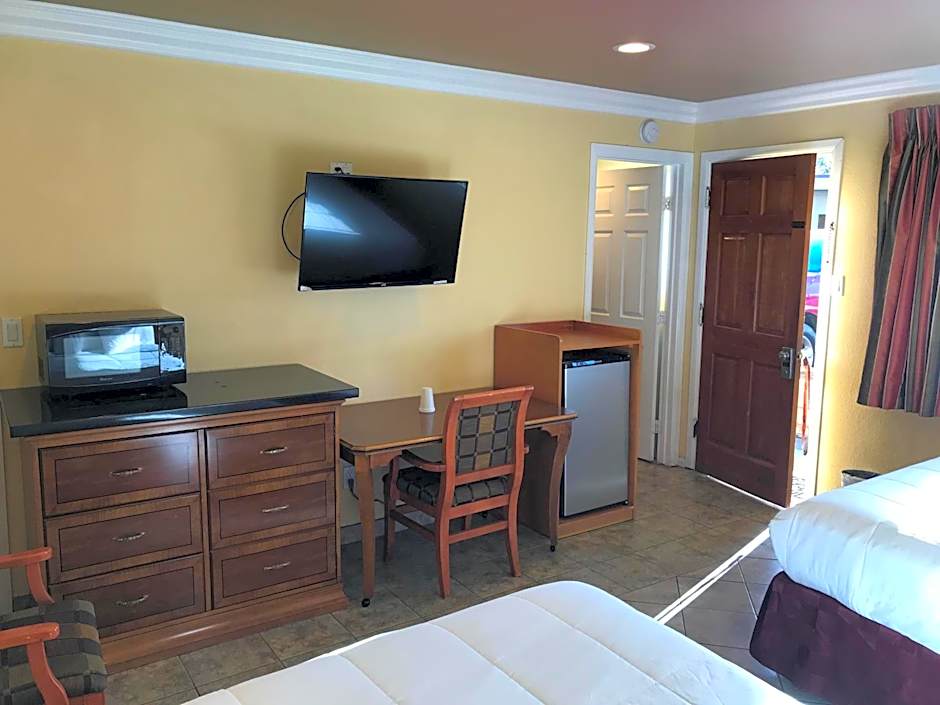 Bayshore Inn Ventura