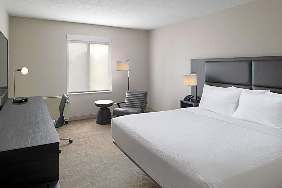 Holiday Inn Express South Burlington - Downtown By IHG