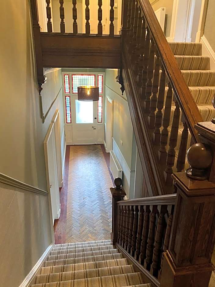Ardmor Guest House