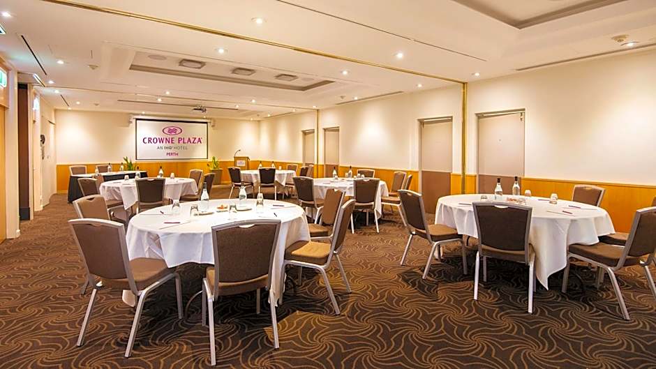 Crowne Plaza Perth By IHG