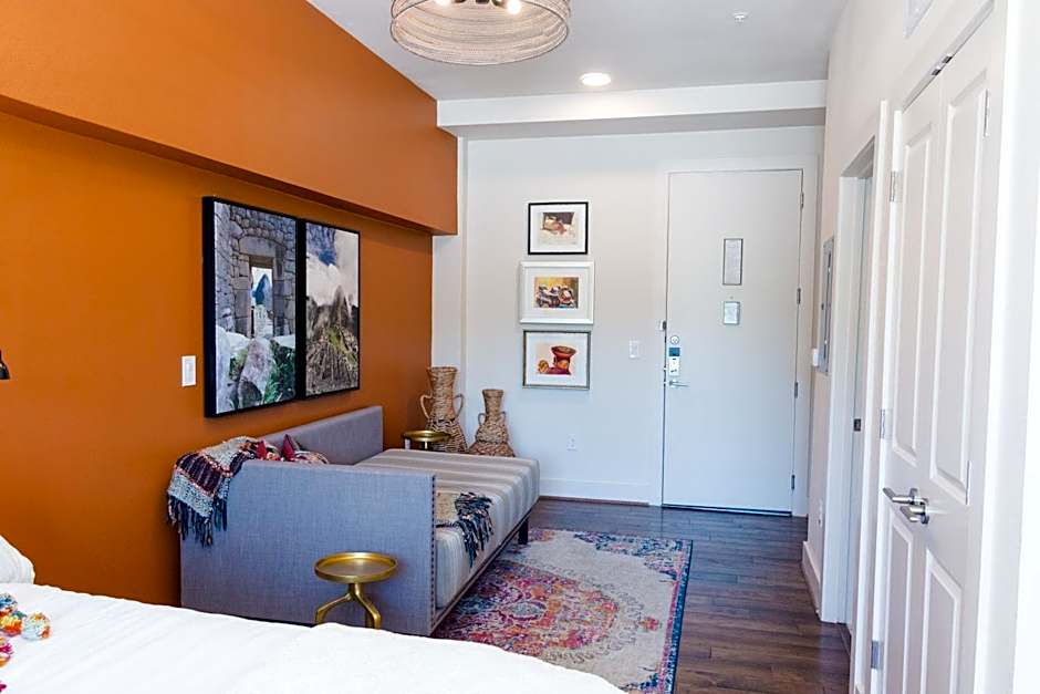 The Bishop Arts Hotel by Qresorts