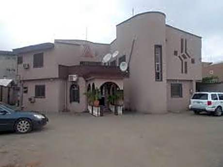 CLASS SUITES COTTAGE