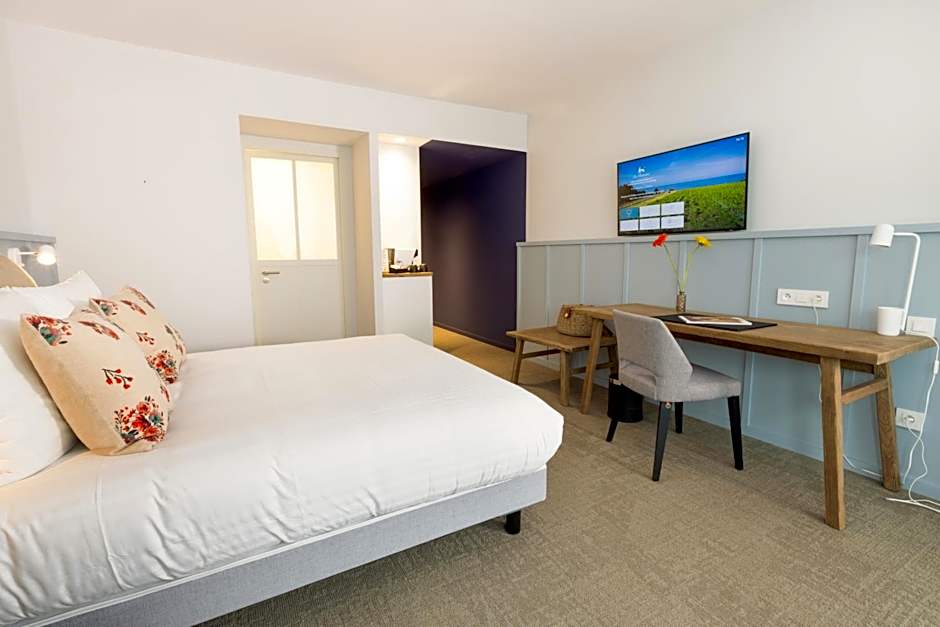 Eco-Domaine La Fontaine - HOTEL-SPA - 300 m Plage de la Fontaine aux Bretons