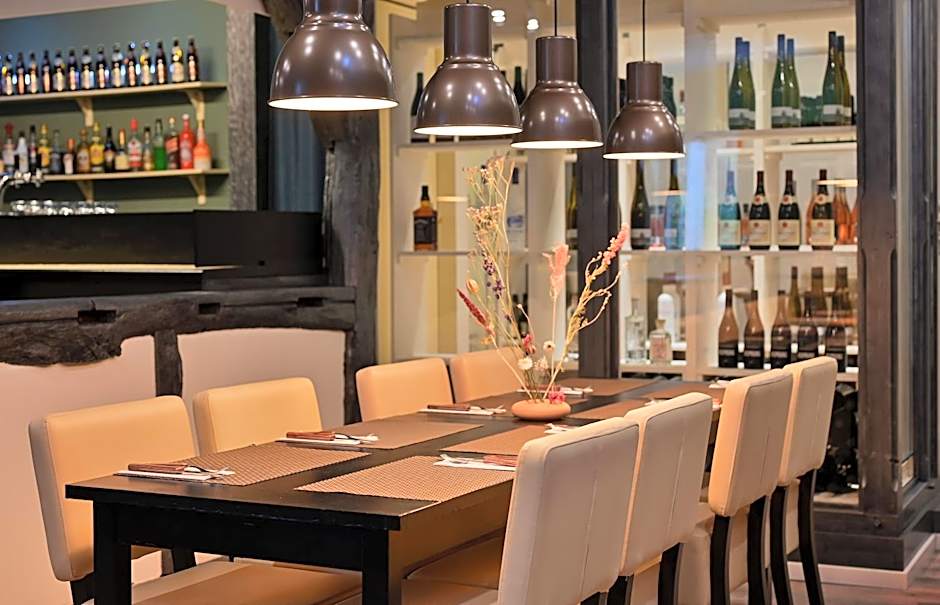 Four Stars by City Hotel