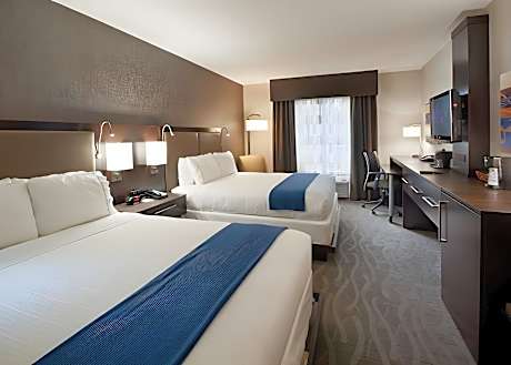 2 TWO QUEEN BEDS  SUITE NONSMOKING