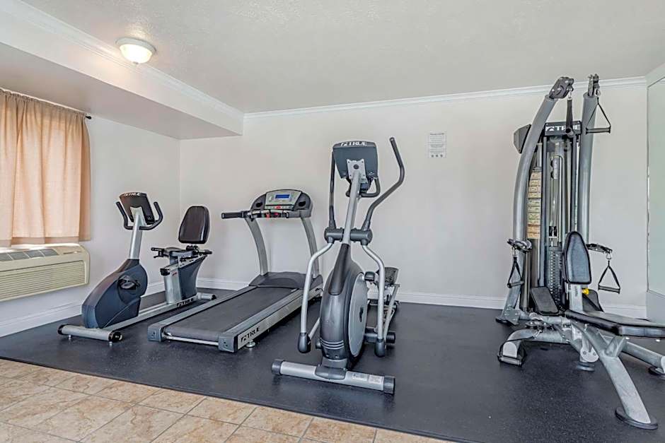 Best Western Salinas Monterey Hotel