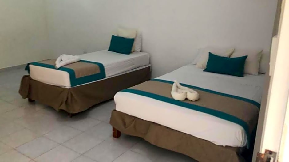 Hotel D´ATYI 10 Avenue