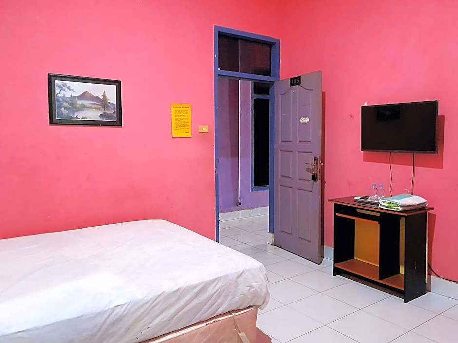 Hotel Rosichan Bau Bau Mitra RedDoorz