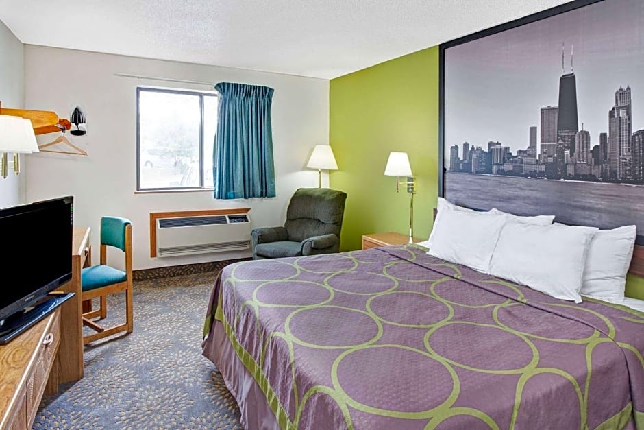 Super 8 by Wyndham Mokena/Frankfort /I-80