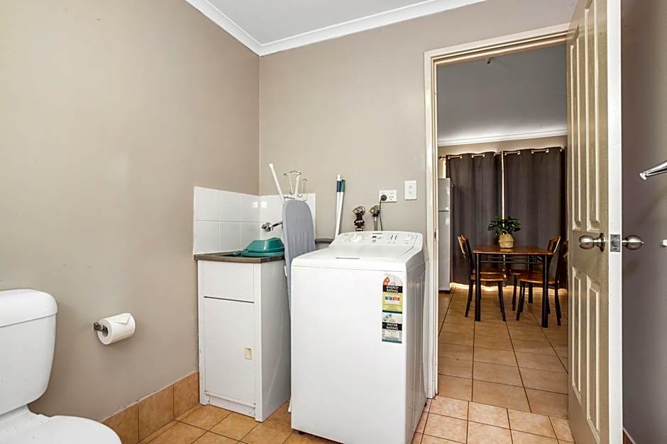 AAOK Karratha Caravan Park