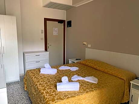 Economy Double or Twin Room