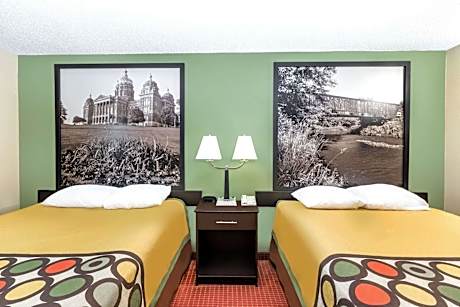 Queen Room with Two Queen Beds - Non-Smoking