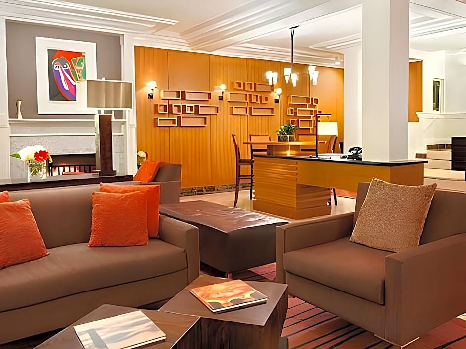 Photo 1 of 2 of Executive Presidential Suite