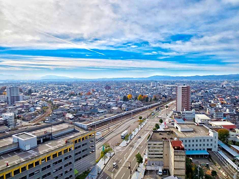 Takaoka Manten Hotel Ekimae