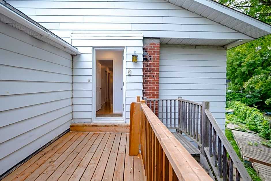 Nice River & Mountain View+4 Beds+Free parking