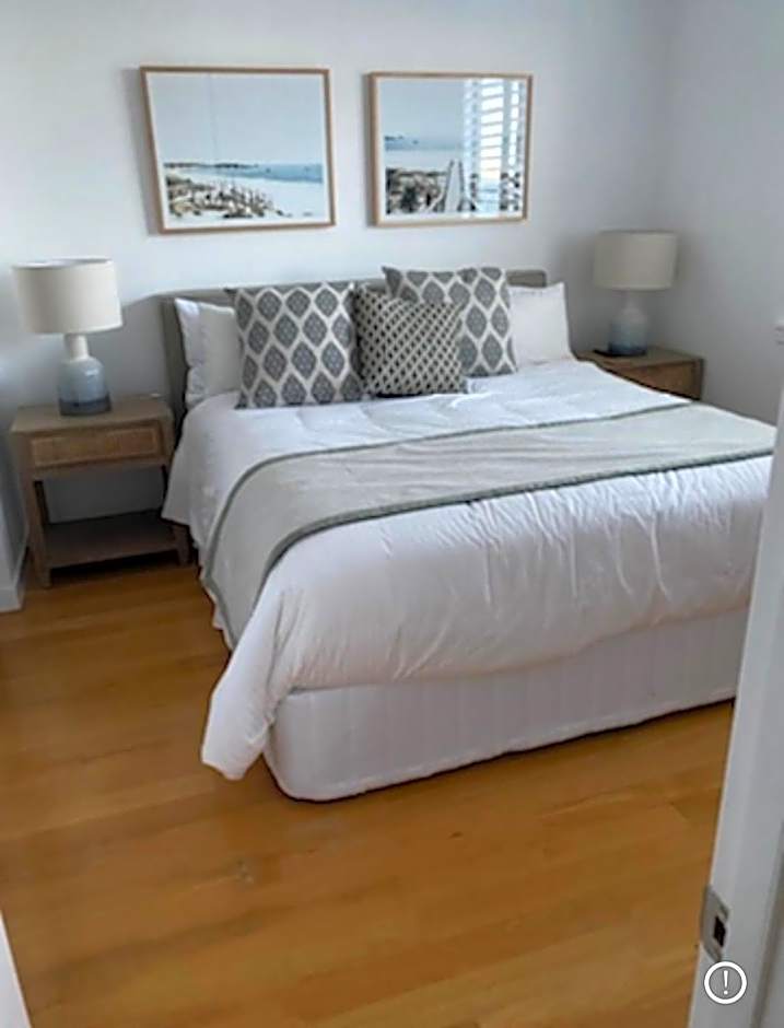 Kings Row Apartments
