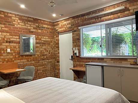 King Room with Garden View