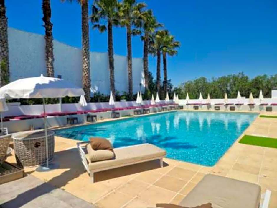 Le Jardin de Babylone Résidence Festive & Naturiste "réservé aux couples uniquement"