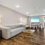 Gold Coast Inn ⁀➷ Breathtaking Sunsets ➠ Standard Lake View Room ➠ 106