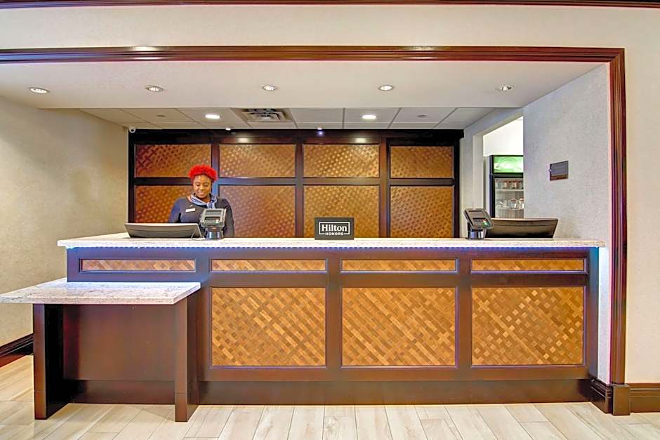 Homewood Suites By Hilton Toronto-Mississauga