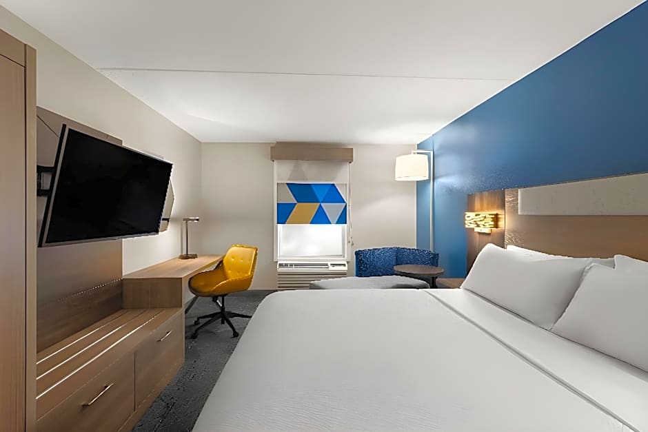 Holiday Inn Express Danbury I-84 By IHG