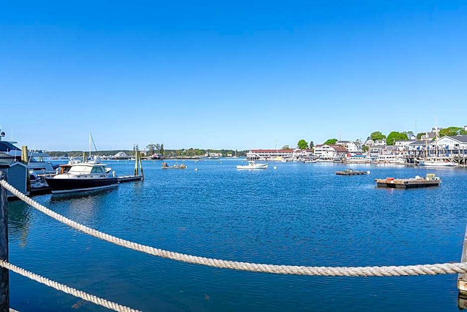 Boothbay Harbor Inn