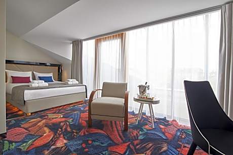 Superior Queen Room