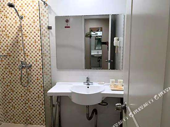 Home Inn (Ningbo Zhuangshi Wanke Square)