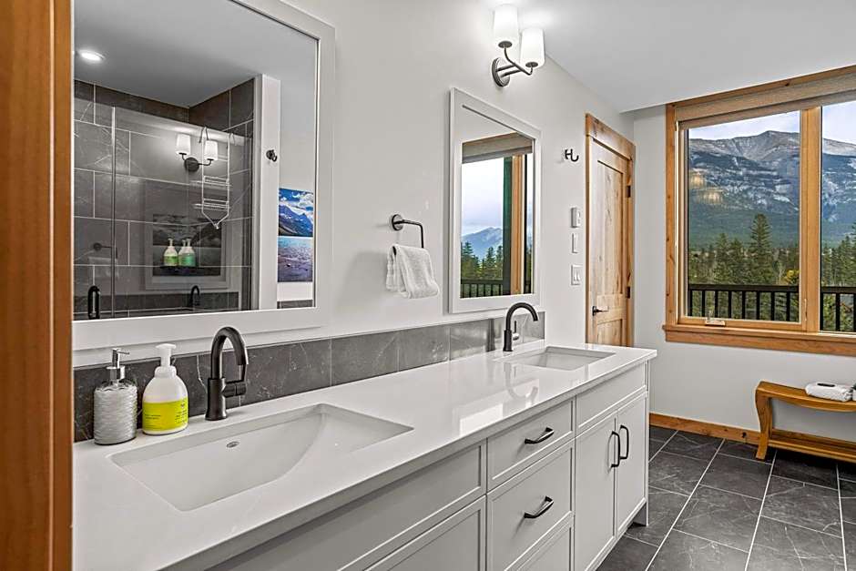 Spring Creek Luxury - managed by Little Sister Getaways