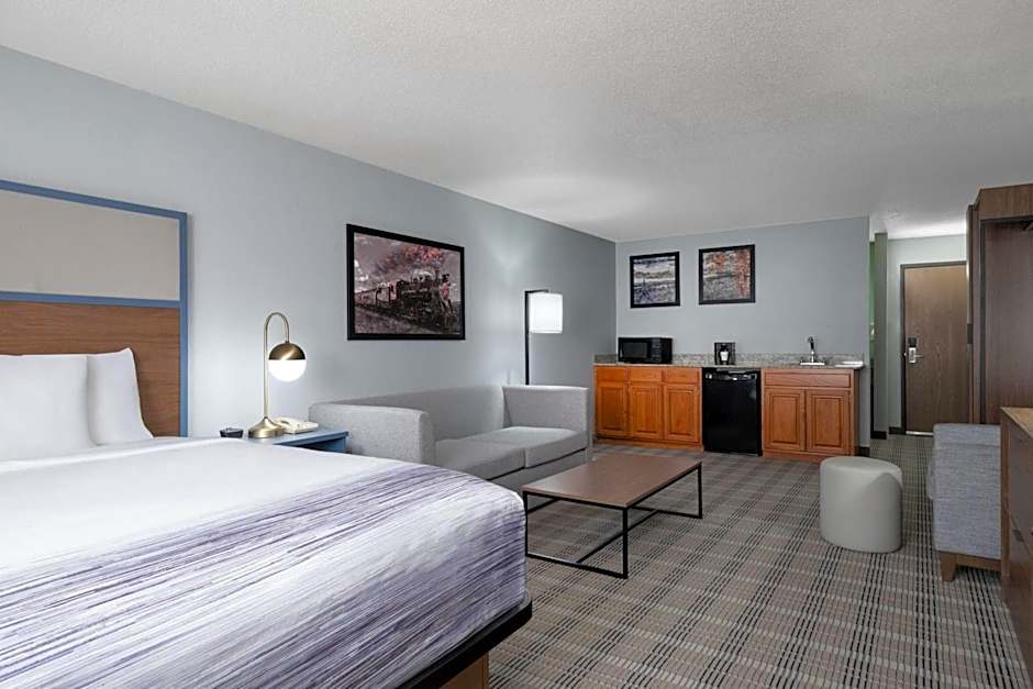 AmericInn by Wyndham Baldwin