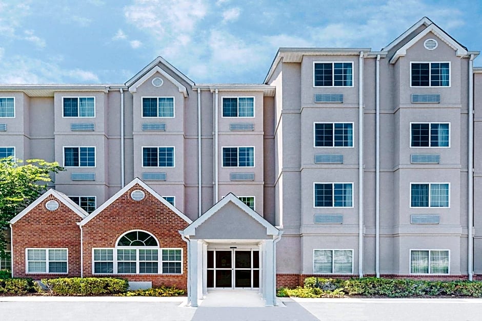 Microtel Tuscaloosa Unv