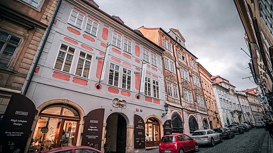 Hotel Golden Key Prague Castle