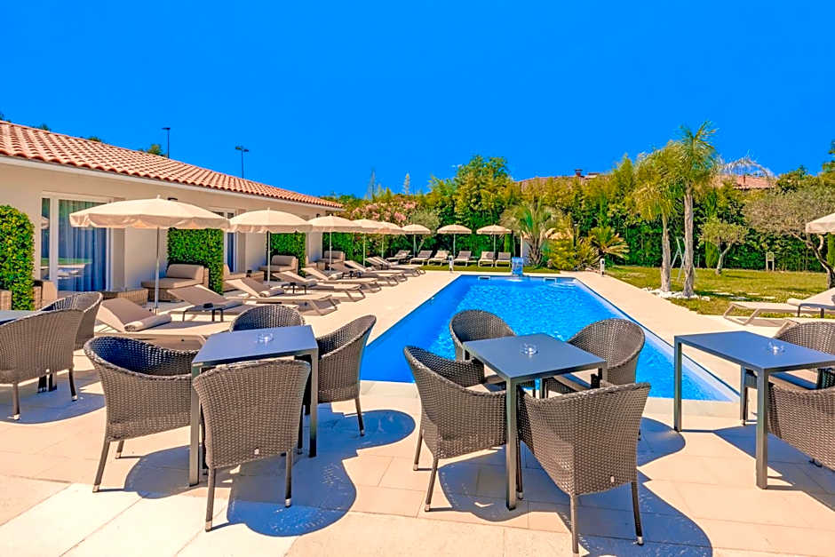 Hôtel Villa Sophia - ADULTS ONLY JULY AND AUGUST