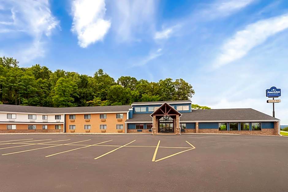 AmericInn by Wyndham West Salem