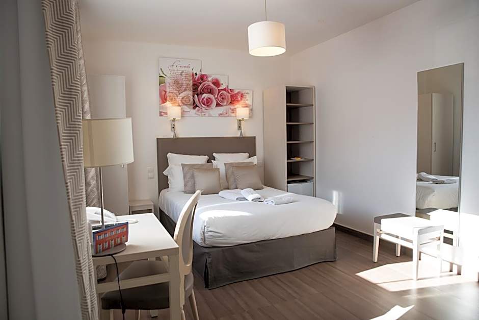 Hôtel CASABELLA Cannes Mouans Sartoux