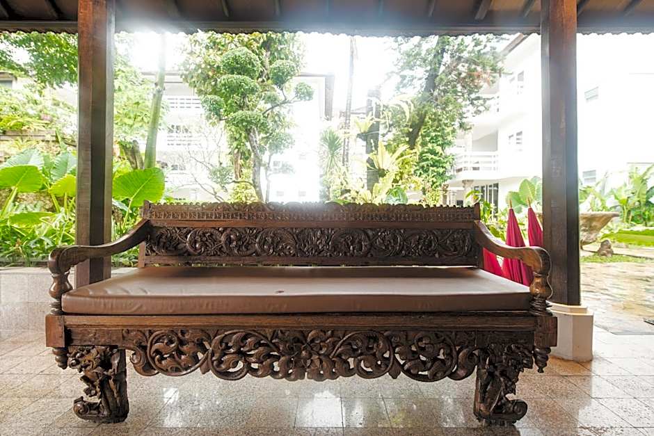 Sari Bunga Hotel - Legian, walking distance to Legian Beach