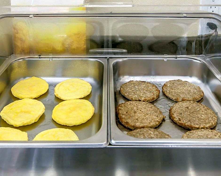 Quality Inn & Suites Cartersville North