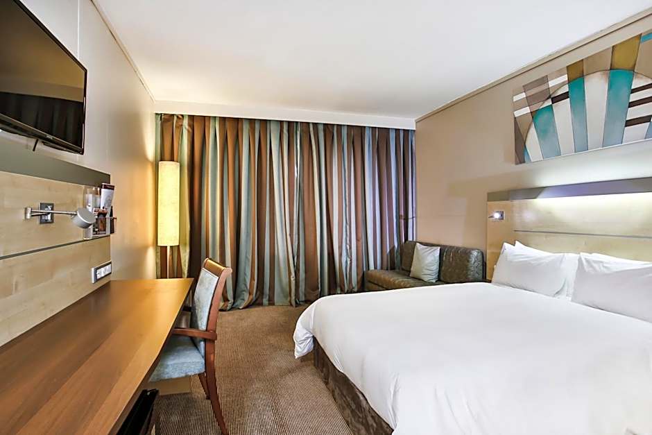Holiday Inn Express Sandton-Woodmead By IHG