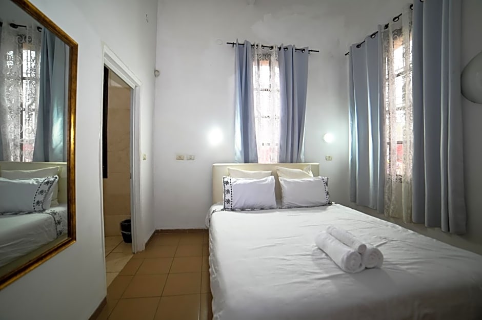 Domos Tiberias - Heated pool דומוס טבריה- בריכה מחוממת