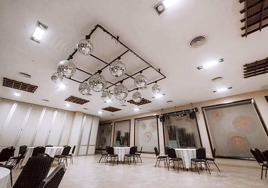 Hotel Carlos V by DOT Urban