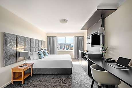 2 Bedroom Premier View Apartment