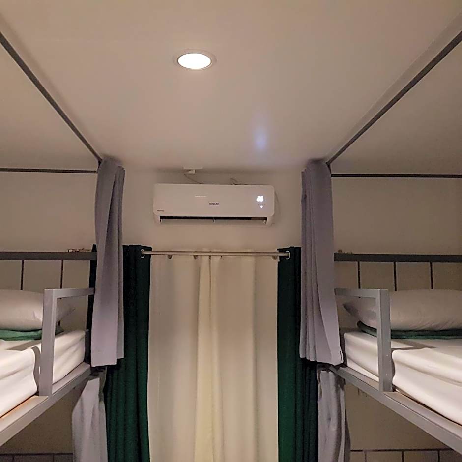 Green Turtle Backpackers Guesthouse, Puerto Princesa