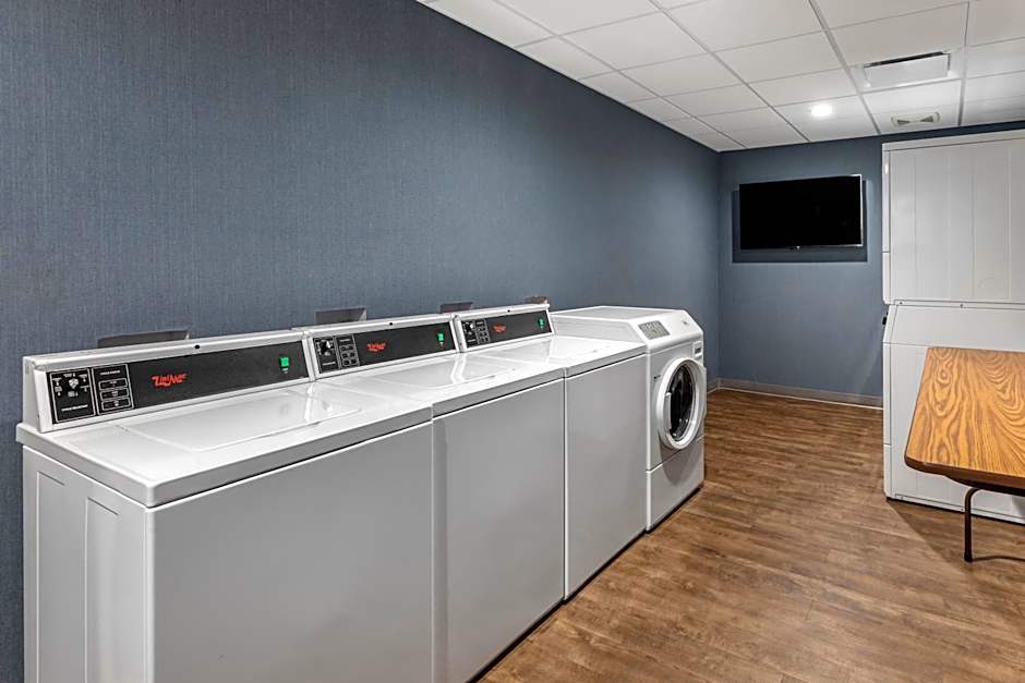 Staybridge Suites Dallas Grand Prairie By IHG